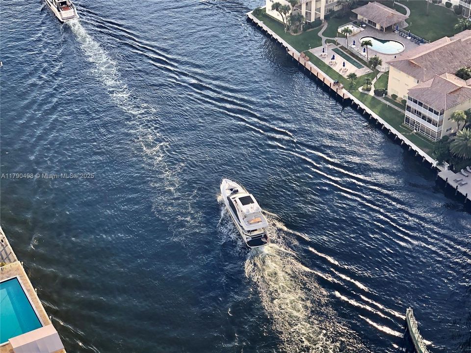 最近售出: $1,050,000 (3 贝兹, 2 浴室, 1361 平方英尺)