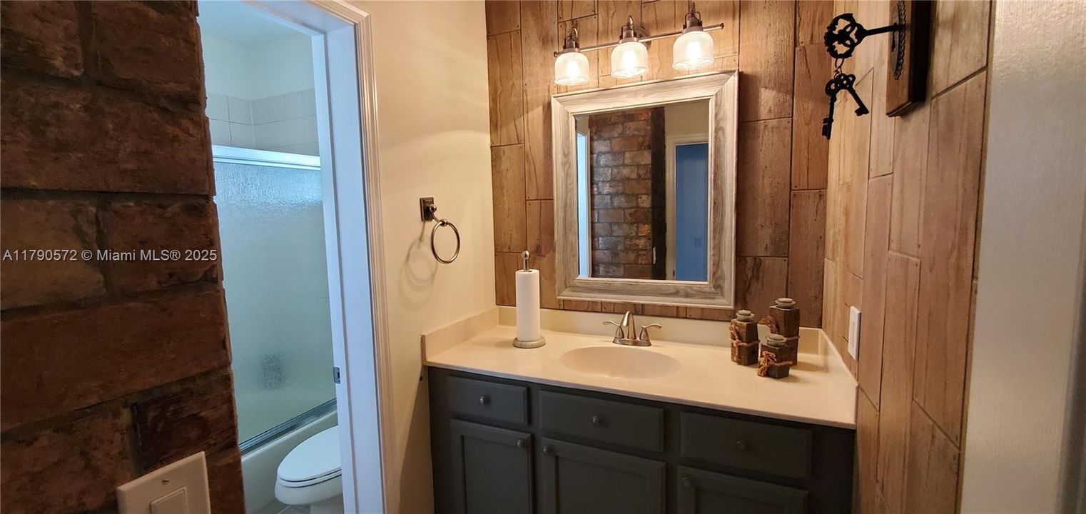 Upstairs Bathroom