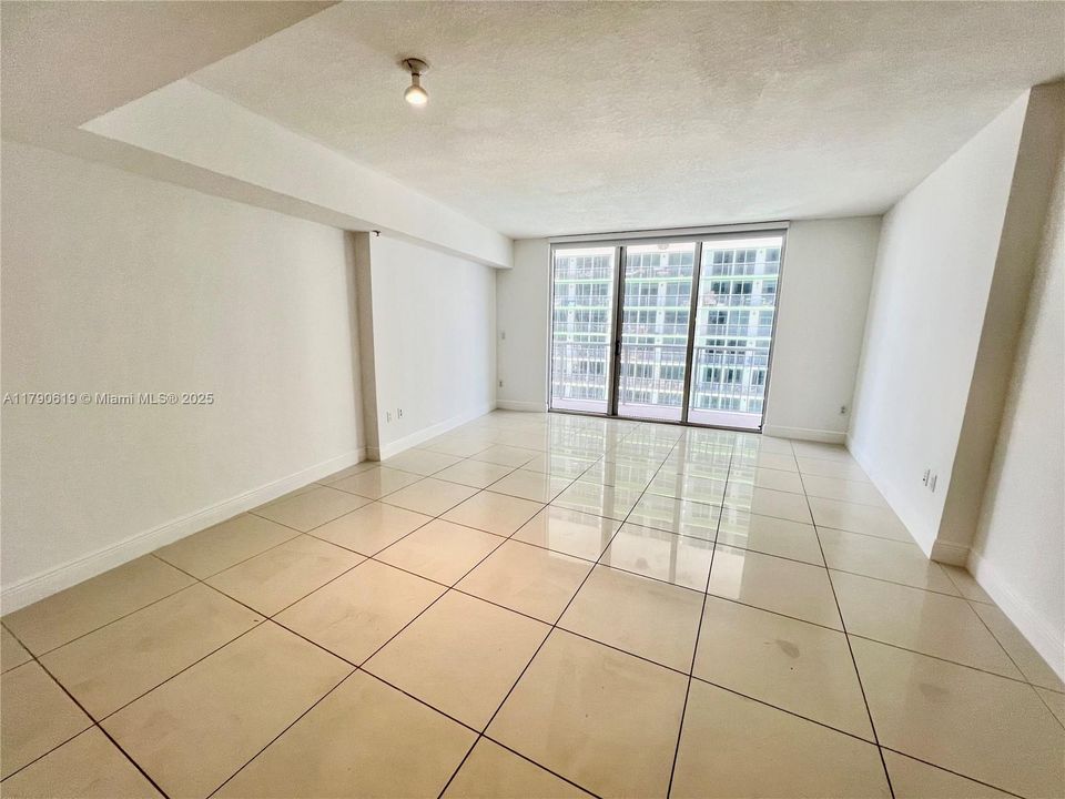 Recently Sold: $240,000 (0 beds, 1 baths, 508 Square Feet)