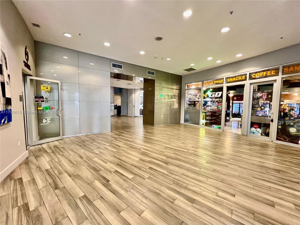 Recently Sold: $240,000 (0 beds, 1 baths, 508 Square Feet)