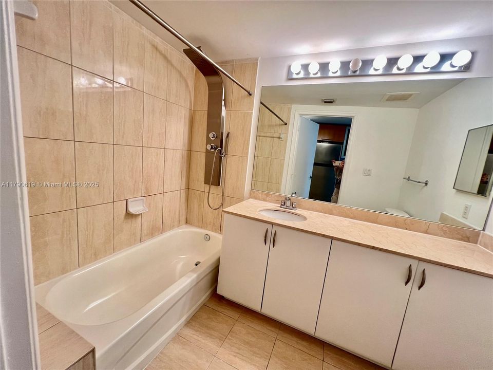 Recently Sold: $240,000 (0 beds, 1 baths, 508 Square Feet)