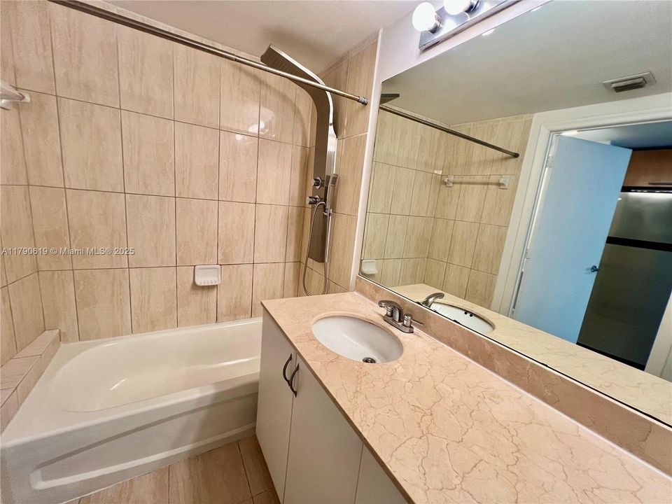 Recently Sold: $240,000 (0 beds, 1 baths, 508 Square Feet)