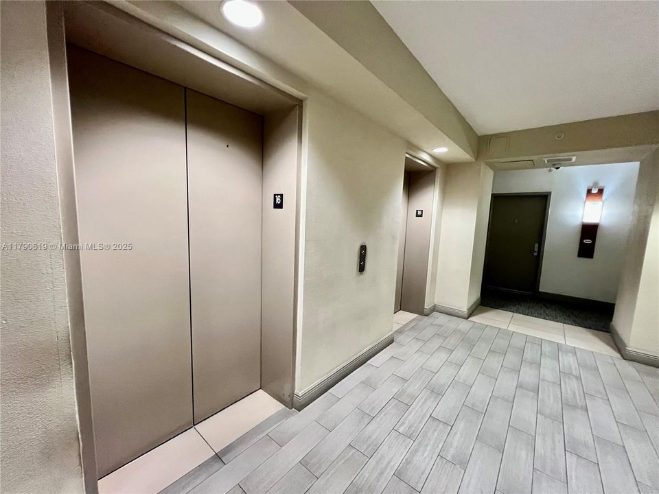 Recently Sold: $240,000 (0 beds, 1 baths, 508 Square Feet)