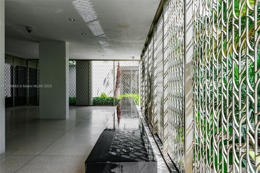 Recientemente alquilado: $21,000 (3 camas, 3 baños, 2397 Pies cuadrados)