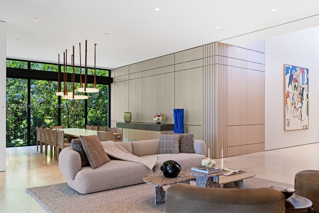 For Sale: $29,950,000 (6 beds, 6 baths, 7635 Square Feet)