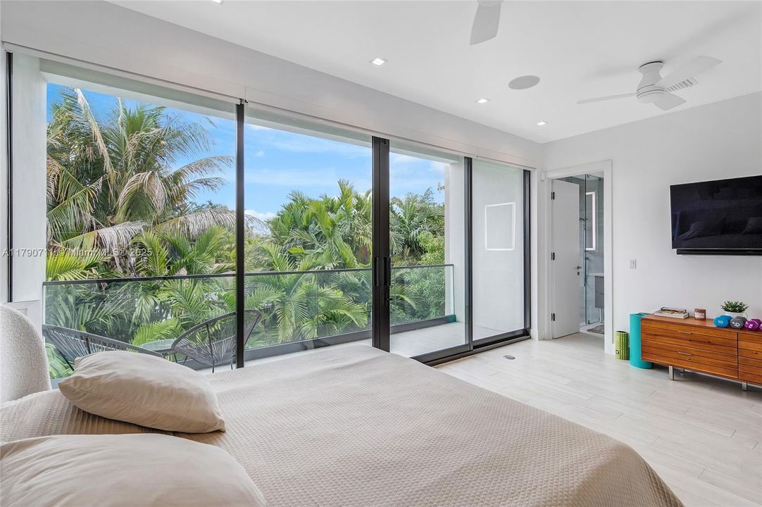 Master suite