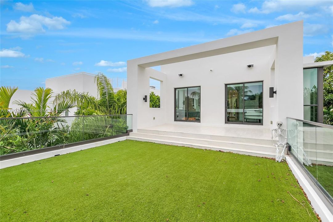 Spacious terrace