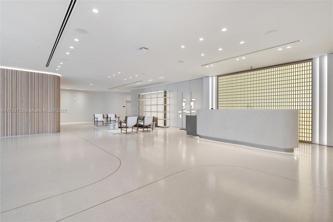 最近租的: $12,500 (3 贝兹, 3 浴室, 2333 平方英尺)