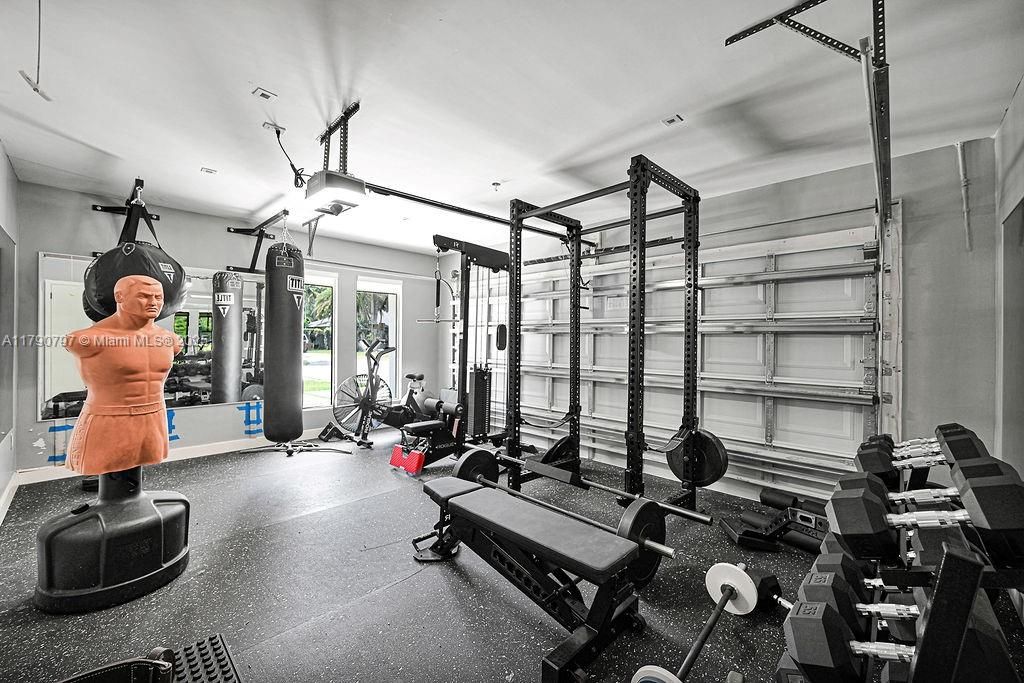 Recently Sold: $1,650,000 (4 beds, 3 baths, 2473 Square Feet)