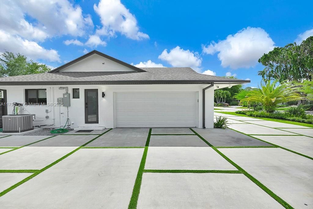 Recently Sold: $1,650,000 (4 beds, 3 baths, 2473 Square Feet)