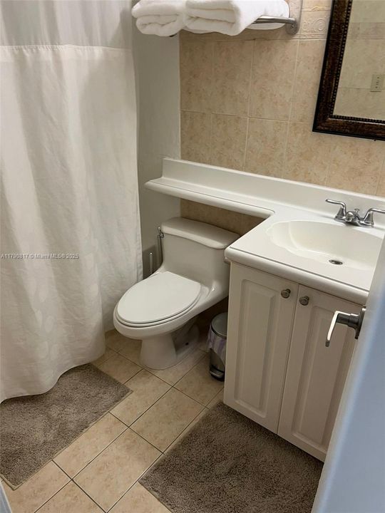 待售: $155,000 (0 贝兹, 1 浴室, 360 平方英尺)