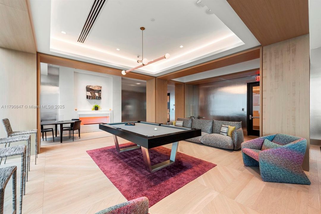 En Venta: $4,724,500 (4 camas, 6 baños, 4401 Pies cuadrados)