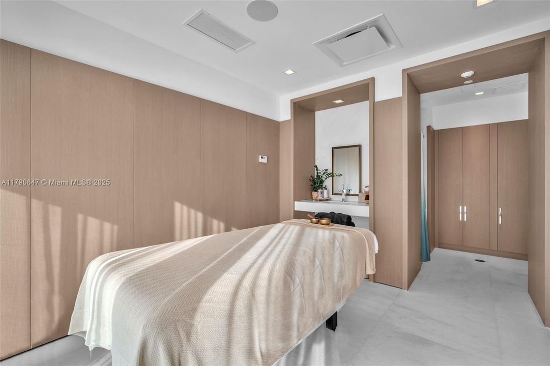 En Venta: $4,724,500 (4 camas, 6 baños, 4401 Pies cuadrados)