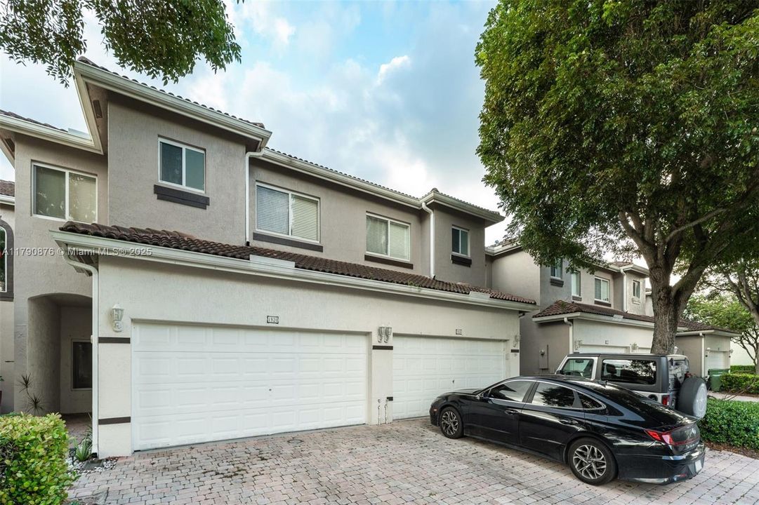 待售: $375,000 (3 贝兹, 2 浴室, 1932 平方英尺)