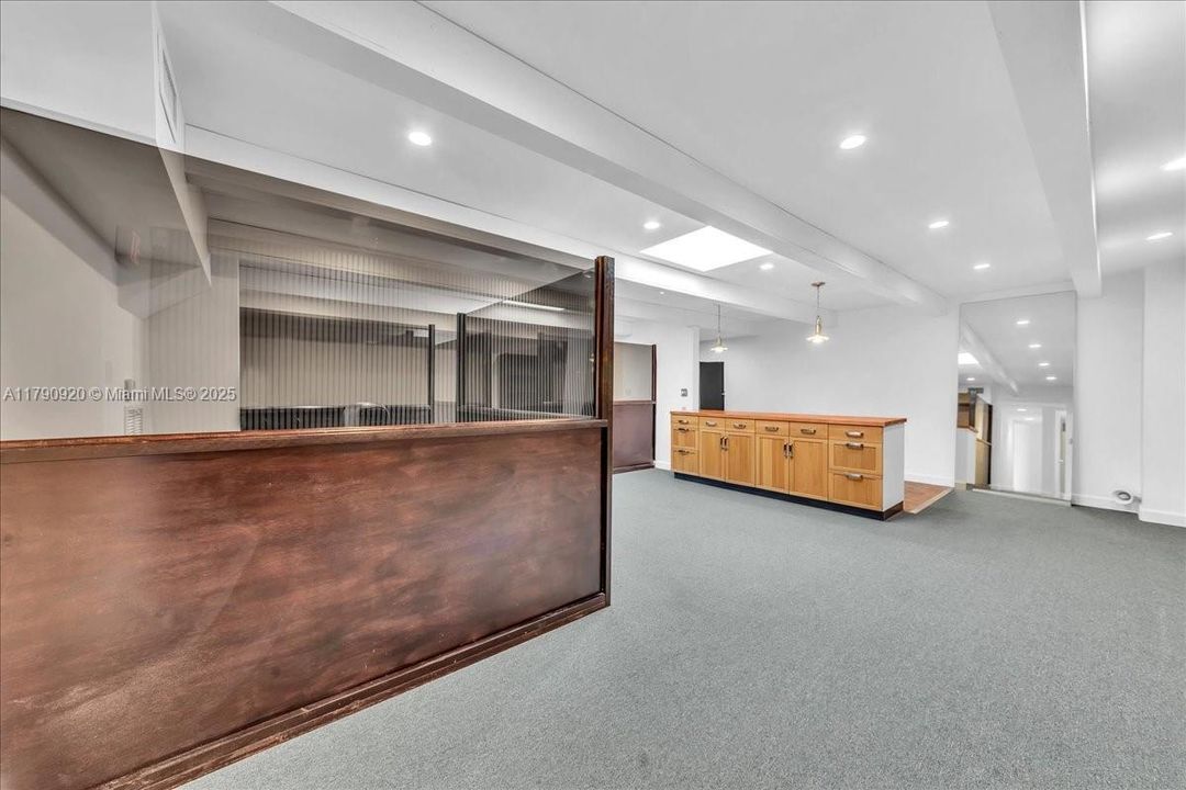 出租: $18 (0 贝兹, 0 浴室, 0 平方英尺)