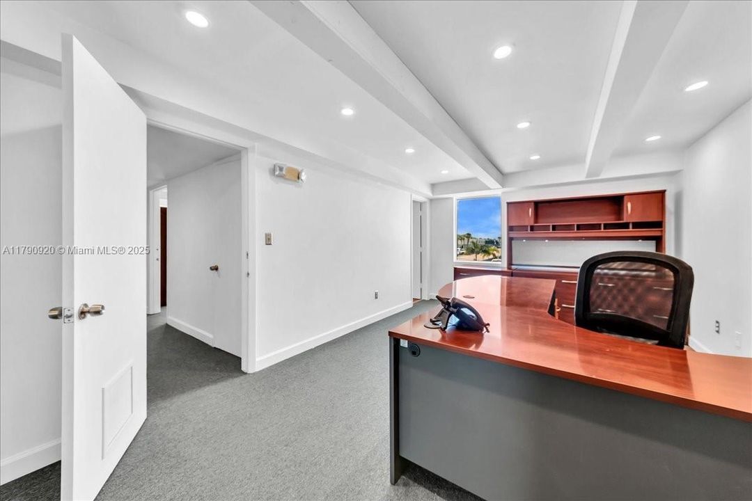 出租: $18 (0 贝兹, 0 浴室, 0 平方英尺)