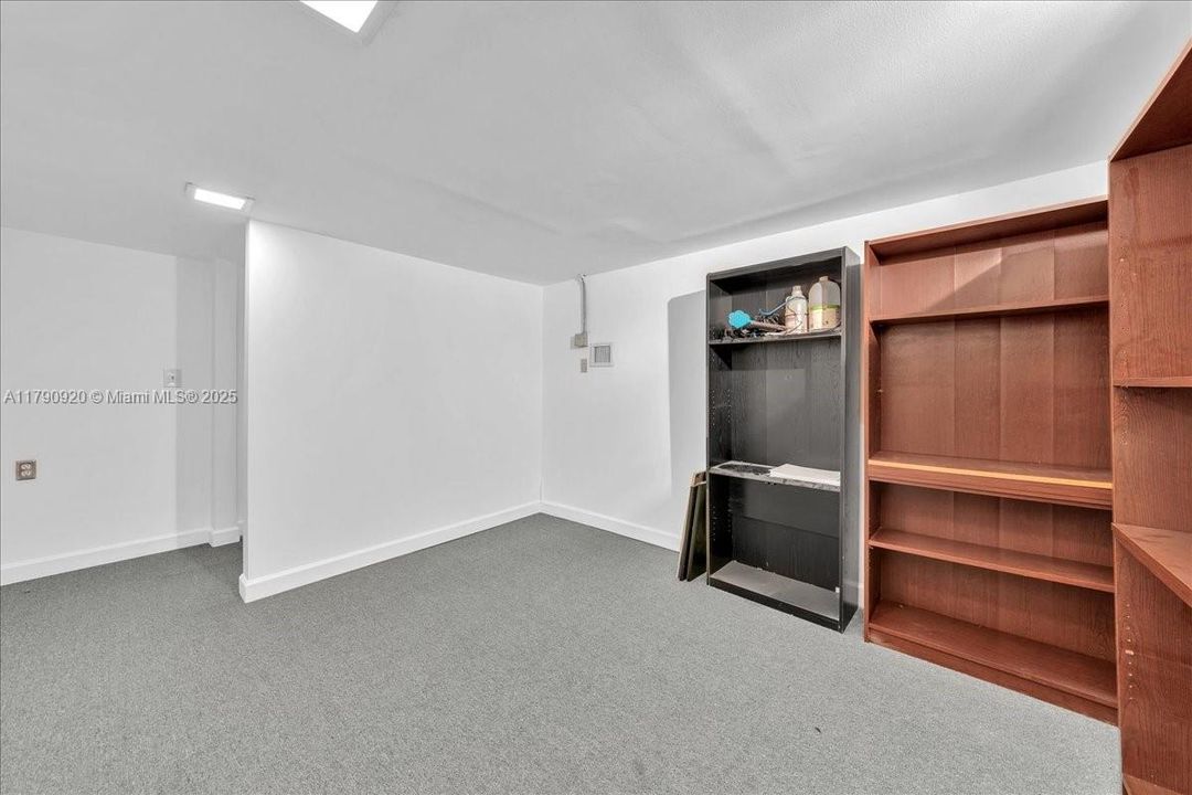 出租: $18 (0 贝兹, 0 浴室, 0 平方英尺)