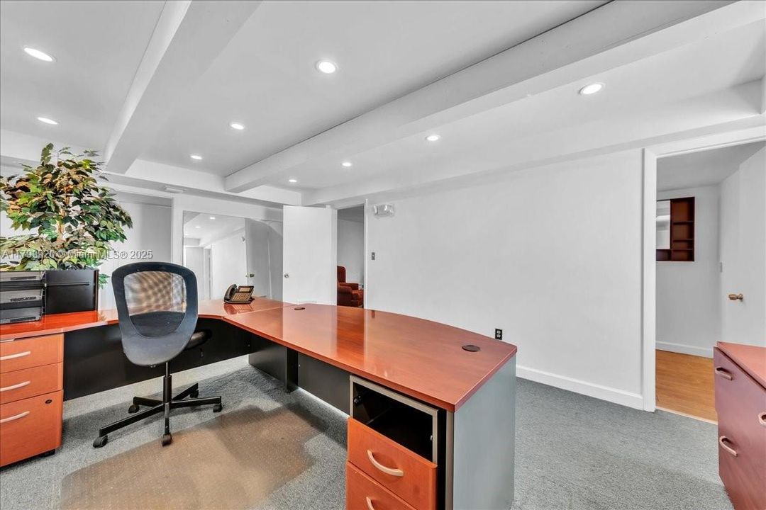 出租: $18 (0 贝兹, 0 浴室, 0 平方英尺)