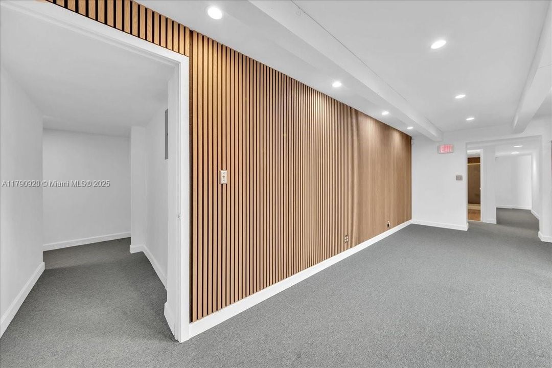 出租: $18 (0 贝兹, 0 浴室, 0 平方英尺)