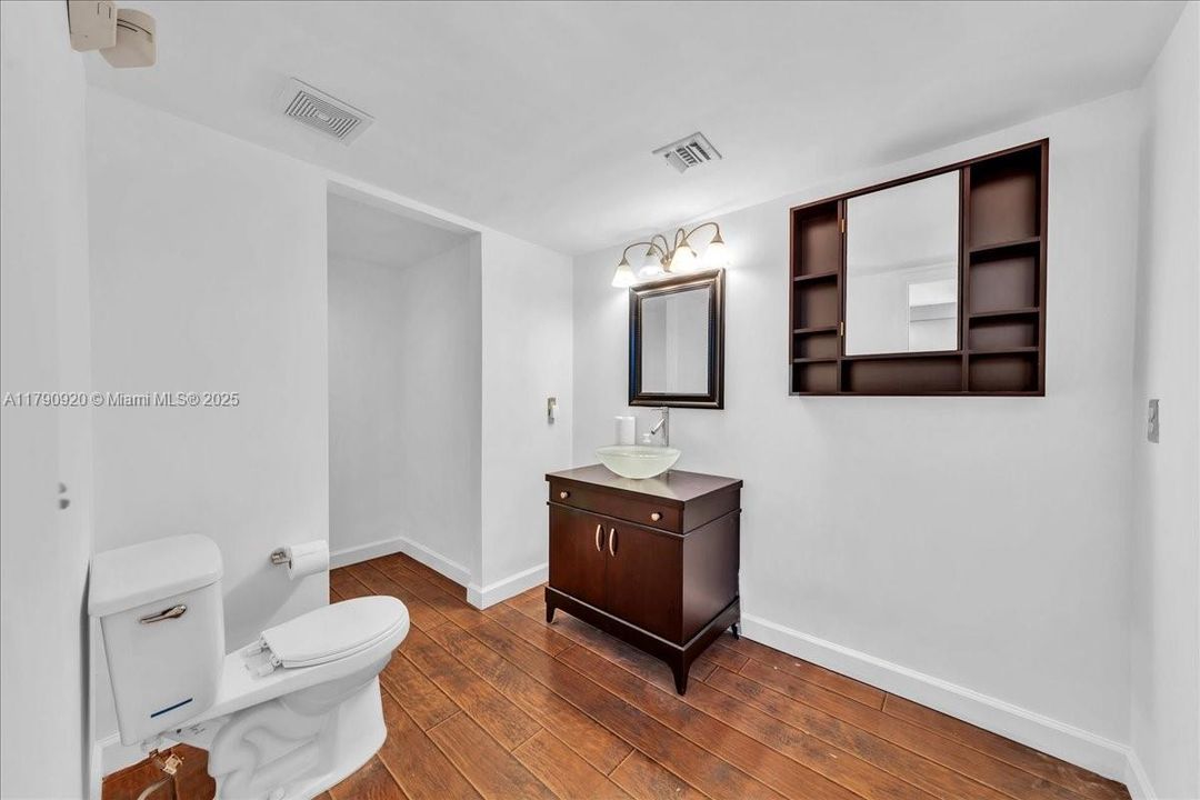 出租: $18 (0 贝兹, 0 浴室, 0 平方英尺)