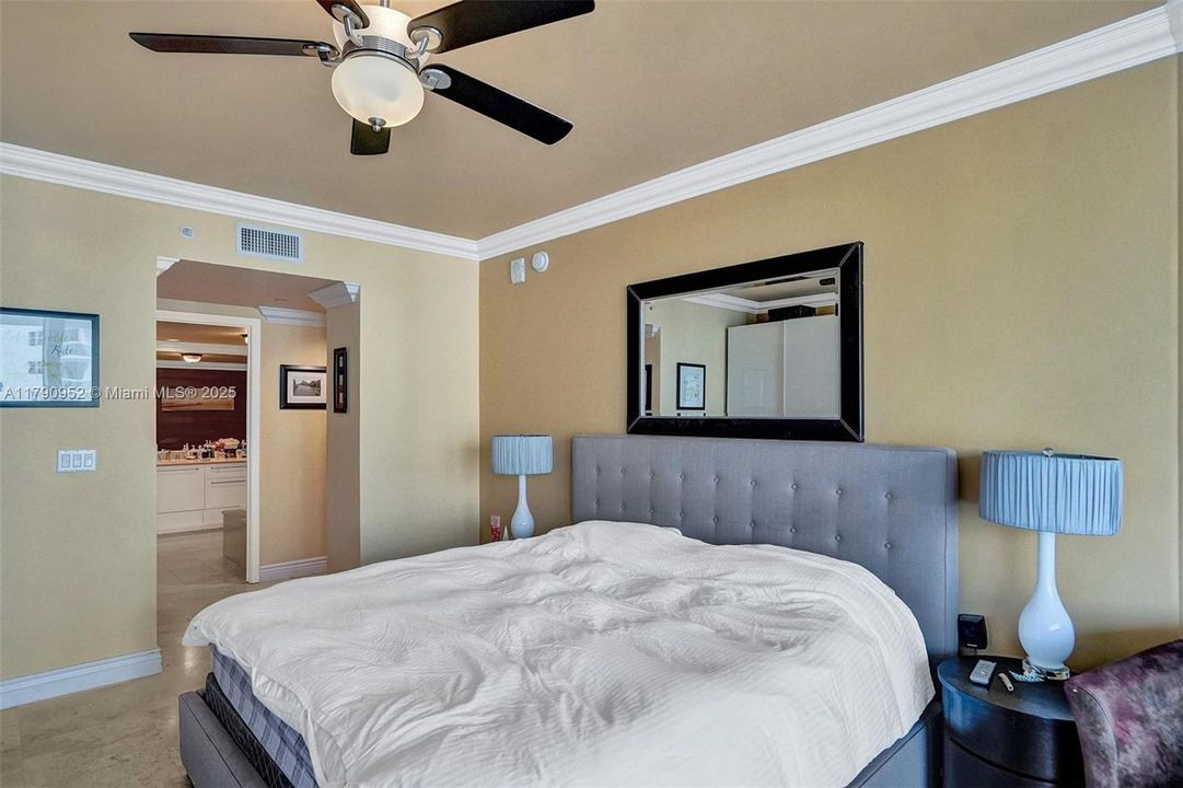 For Sale: $1,200,000 (2 beds, 2 baths, 1733 Square Feet)