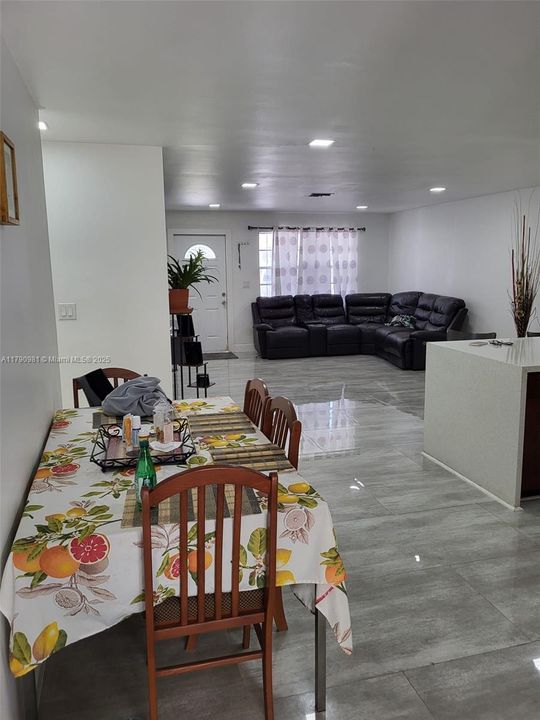 For Sale: $971,000 (0 beds, 0 baths, 2336 Square Feet)