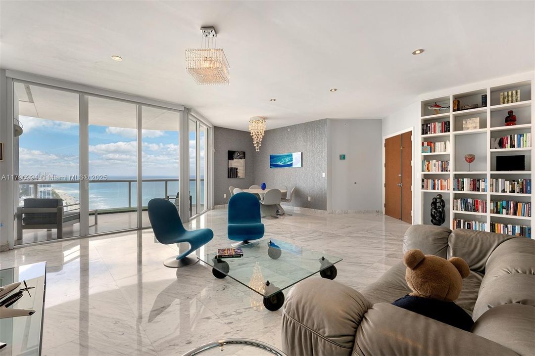 En Venta: $3,450,000 (2 camas, 2 baños, 2163 Pies cuadrados)