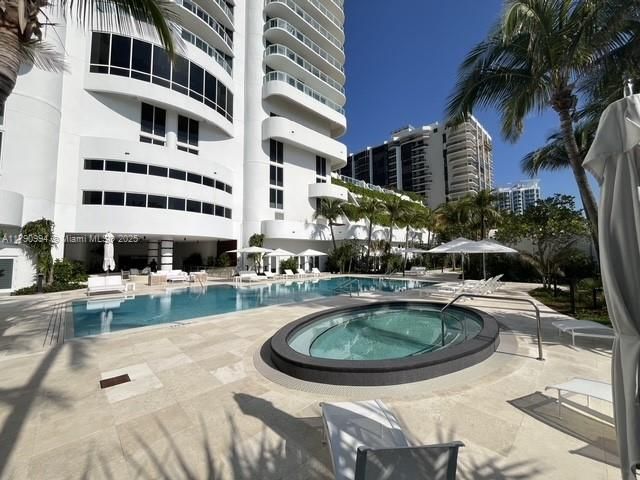 En Venta: $3,450,000 (2 camas, 2 baños, 2163 Pies cuadrados)