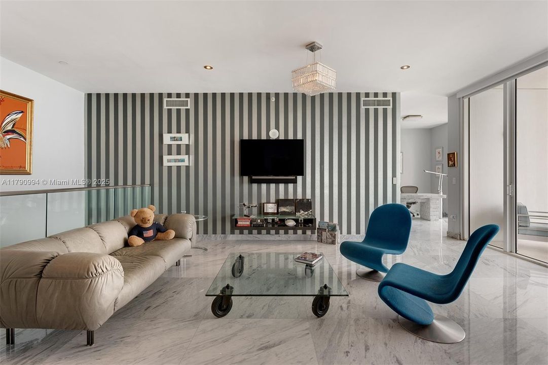 En Venta: $3,450,000 (2 camas, 2 baños, 2163 Pies cuadrados)