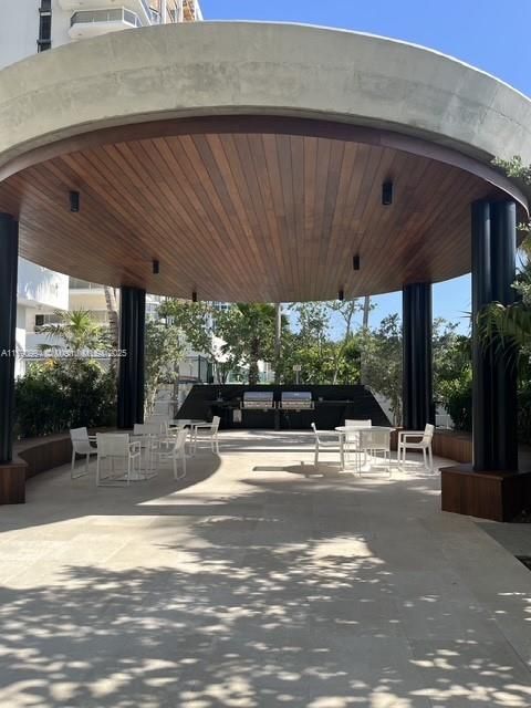 En Venta: $3,450,000 (2 camas, 2 baños, 2163 Pies cuadrados)
