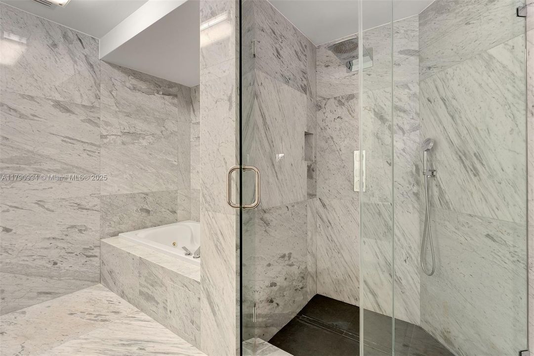 En Venta: $3,450,000 (2 camas, 2 baños, 2163 Pies cuadrados)
