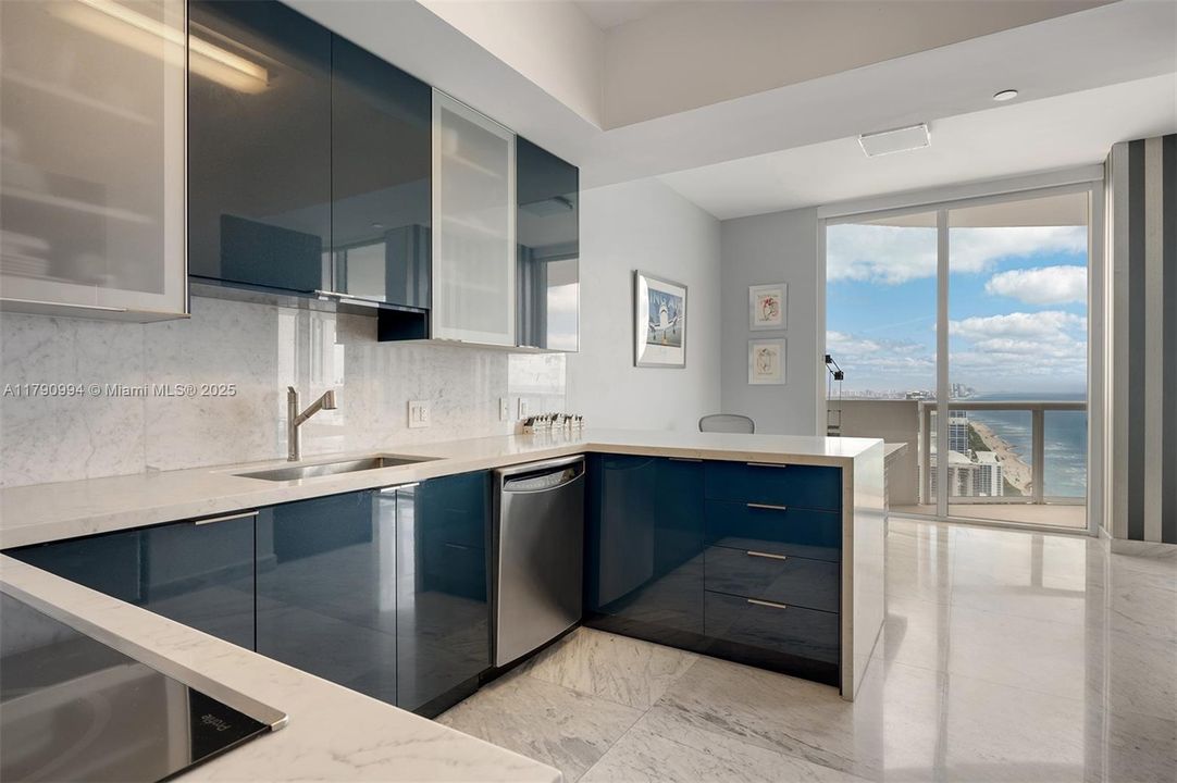 En Venta: $3,450,000 (2 camas, 2 baños, 2163 Pies cuadrados)