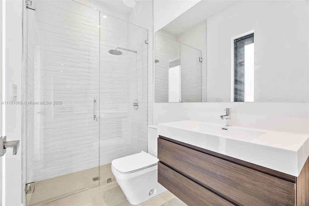 Недавно арендовано: $16,000 (4 спален, 4 ванн, 4034 Квадратных фут)