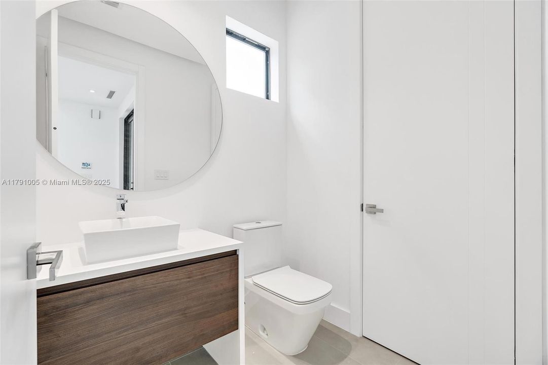 Недавно арендовано: $16,000 (4 спален, 4 ванн, 4034 Квадратных фут)