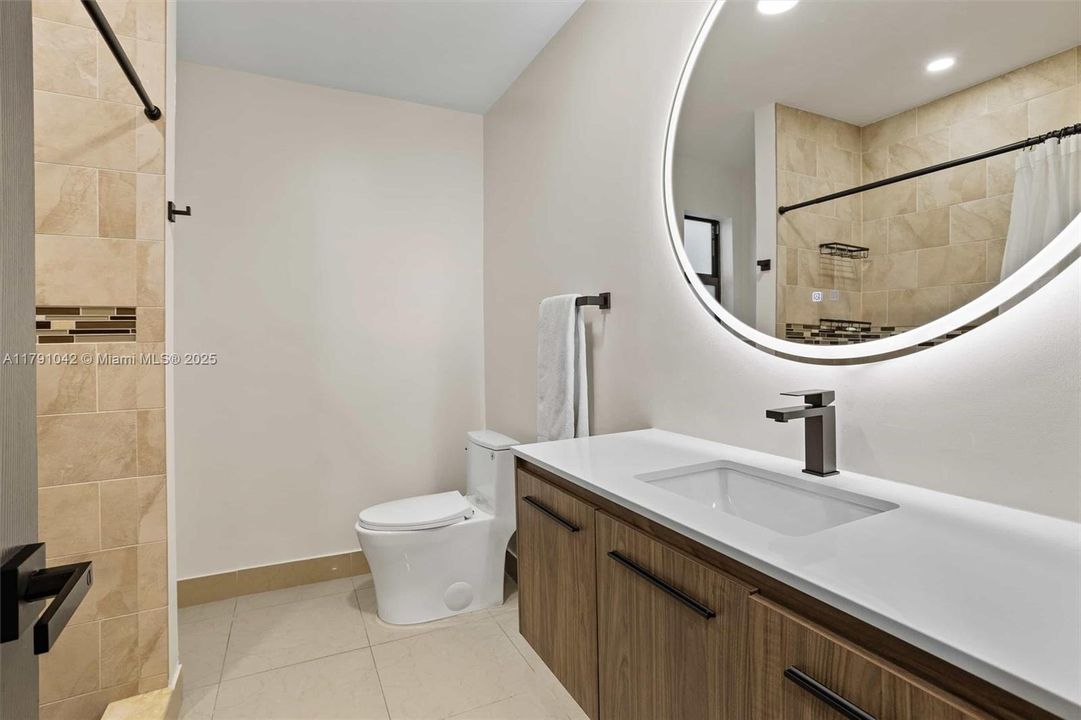 Недавно арендовано: $4,200 (3 спален, 2 ванн, 1660 Квадратных фут)