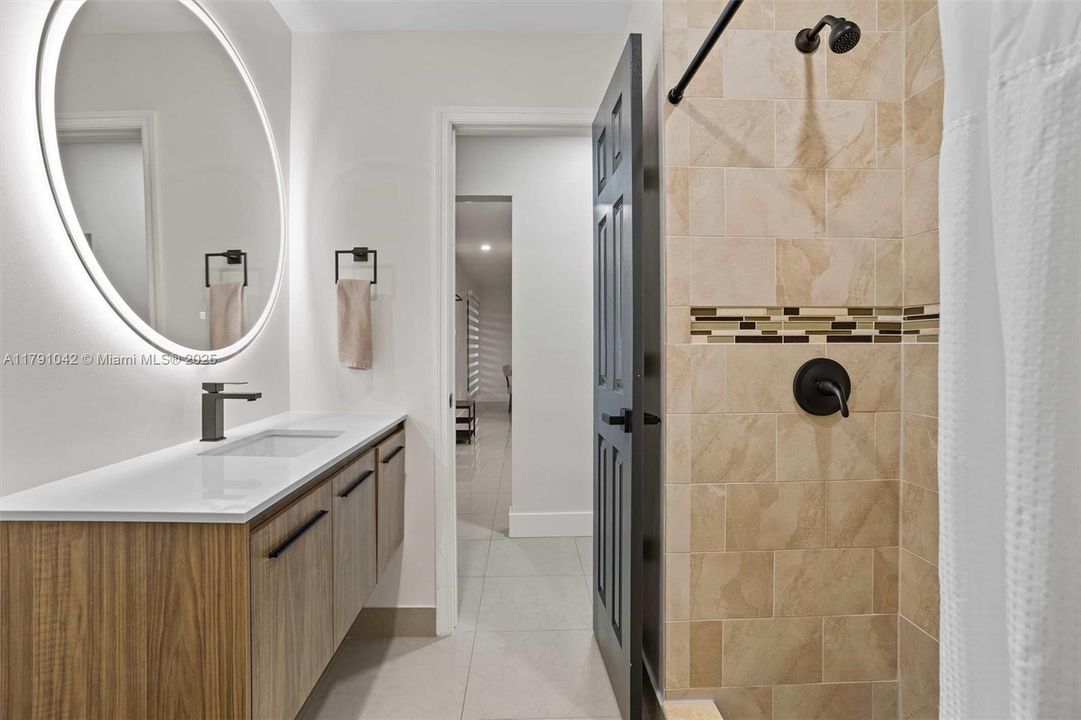 Недавно арендовано: $4,200 (3 спален, 2 ванн, 1660 Квадратных фут)