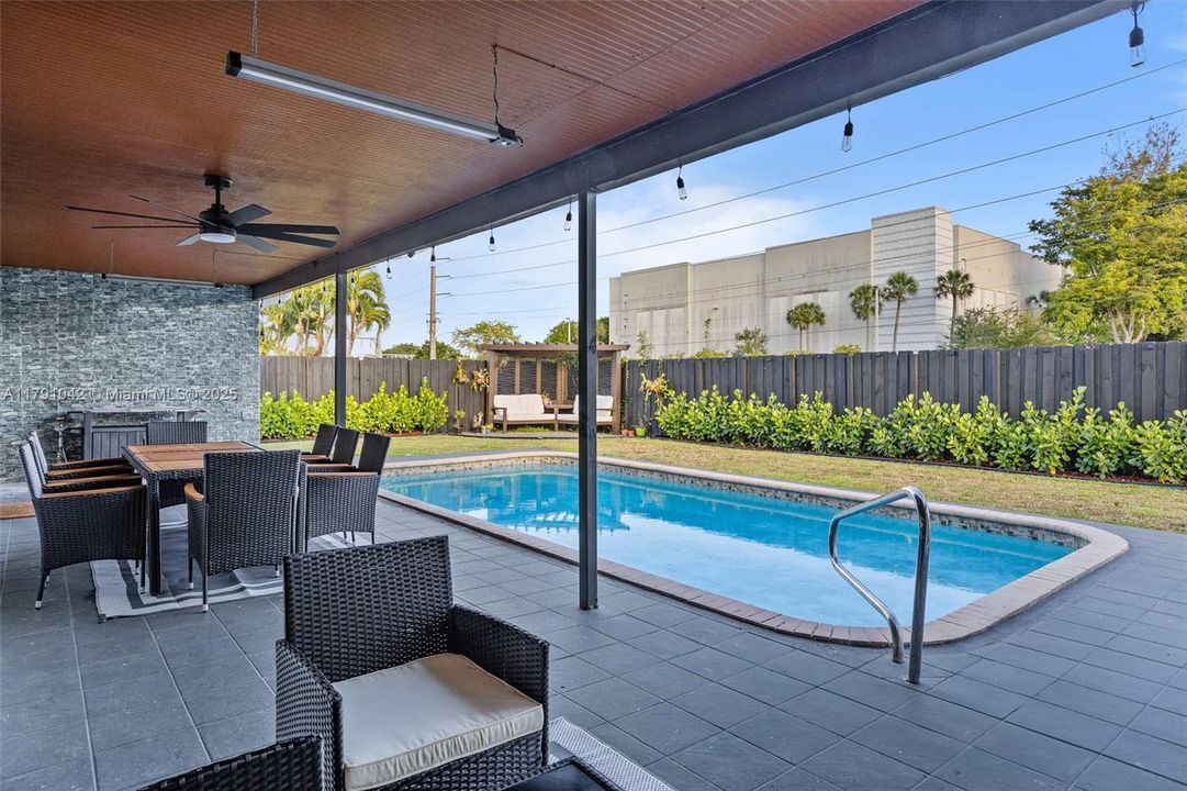 Недавно арендовано: $4,200 (3 спален, 2 ванн, 1660 Квадратных фут)