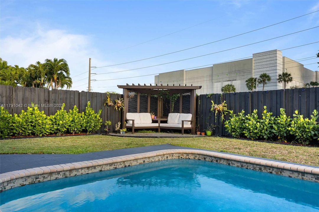 Недавно арендовано: $4,200 (3 спален, 2 ванн, 1660 Квадратных фут)