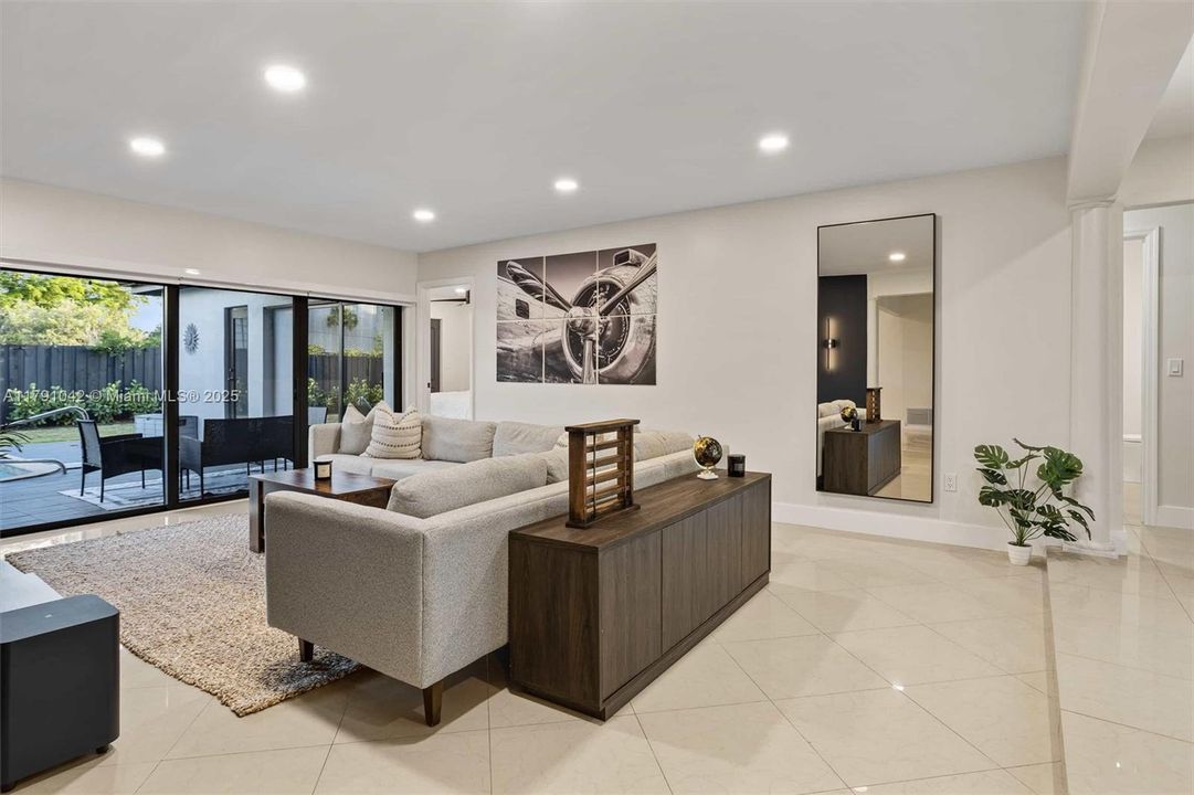 Недавно арендовано: $4,200 (3 спален, 2 ванн, 1660 Квадратных фут)