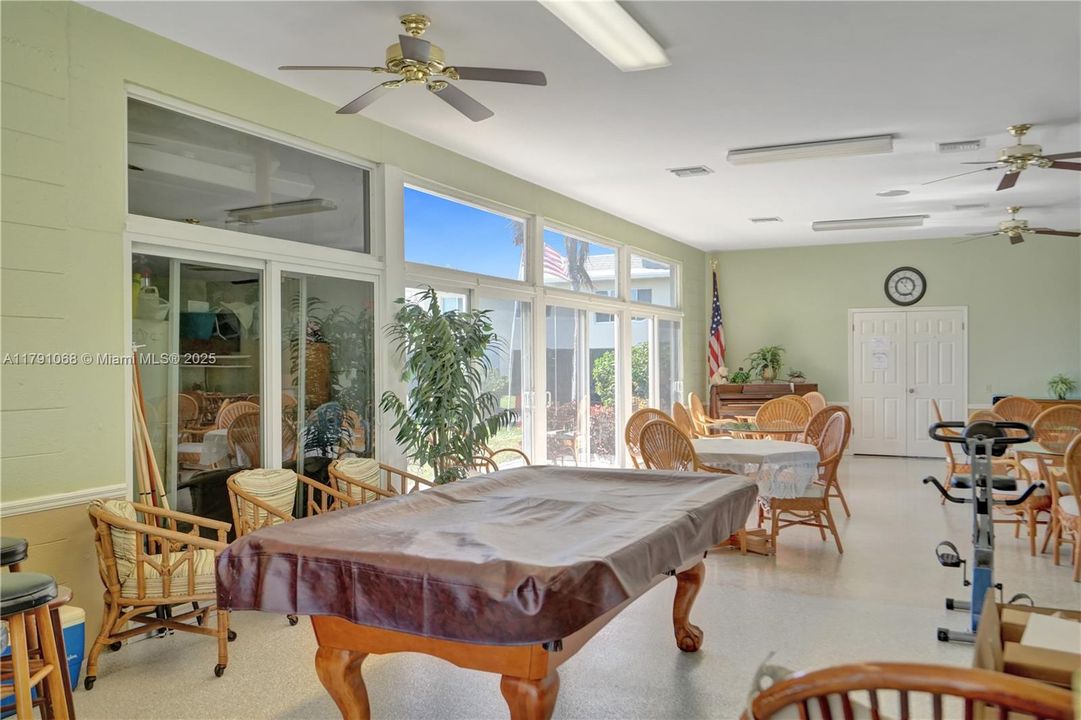 Recently Sold: $149,000 (2 beds, 2 baths, 1104 Square Feet)