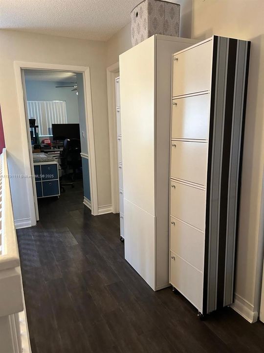 En Venta: $413,000 (2 camas, 2 baños, 1226 Pies cuadrados)