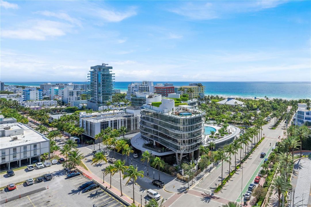 待售: $3,950,000 (3 贝兹, 2 浴室, 2355 平方英尺)