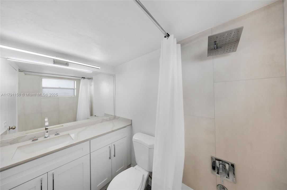 Недавно арендовано: $1,550 (0 спален, 1 ванн, 431 Квадратных фут)