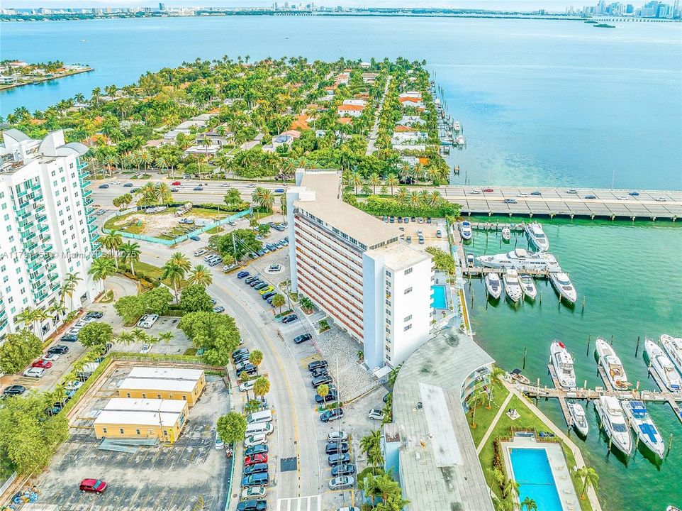 Недавно арендовано: $1,550 (0 спален, 1 ванн, 431 Квадратных фут)