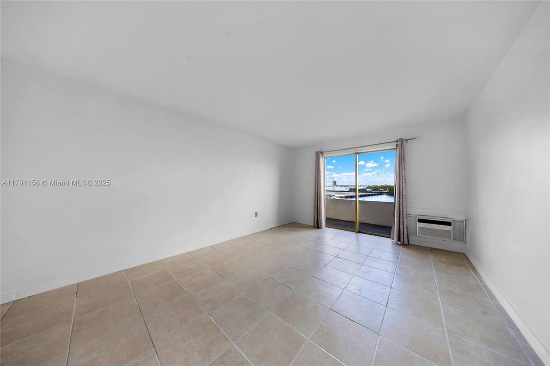 Недавно арендовано: $1,550 (0 спален, 1 ванн, 431 Квадратных фут)