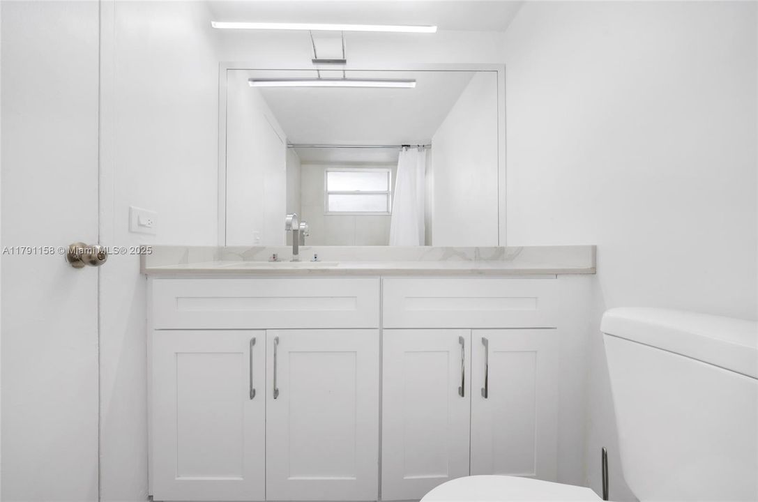 Недавно арендовано: $1,550 (0 спален, 1 ванн, 431 Квадратных фут)