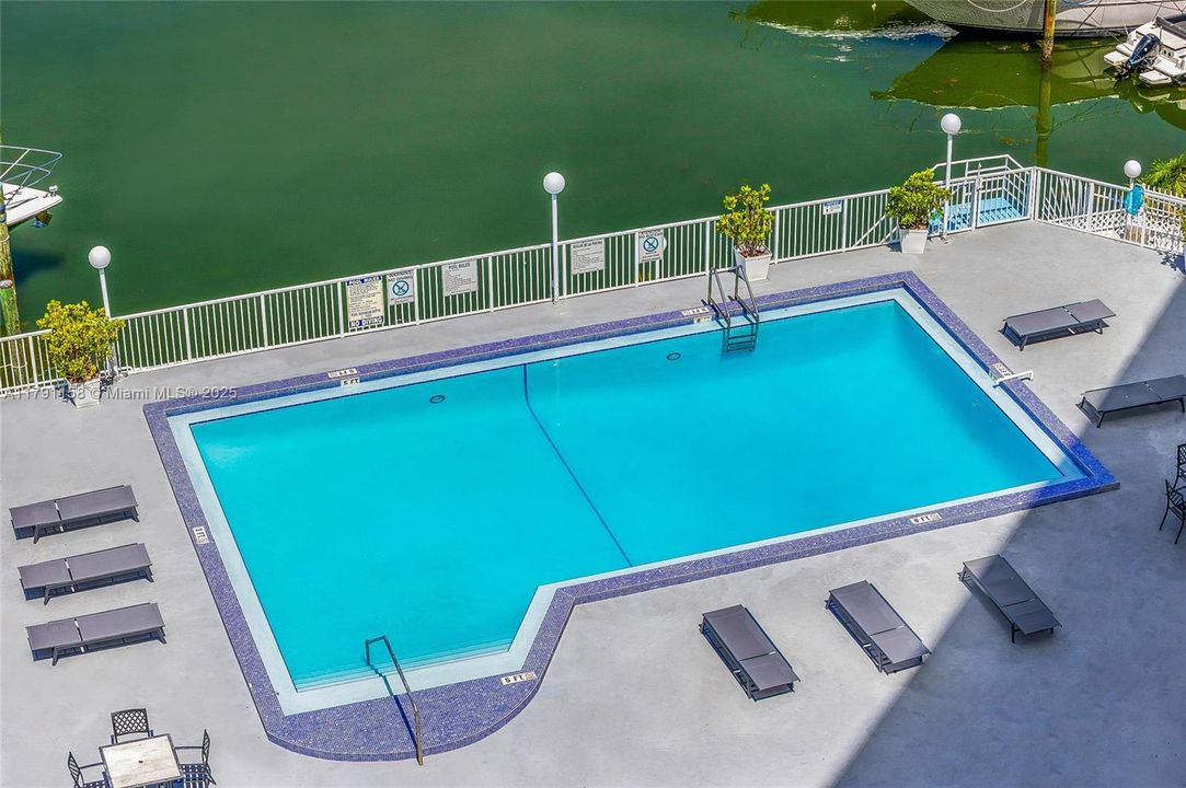 Недавно арендовано: $1,550 (0 спален, 1 ванн, 431 Квадратных фут)