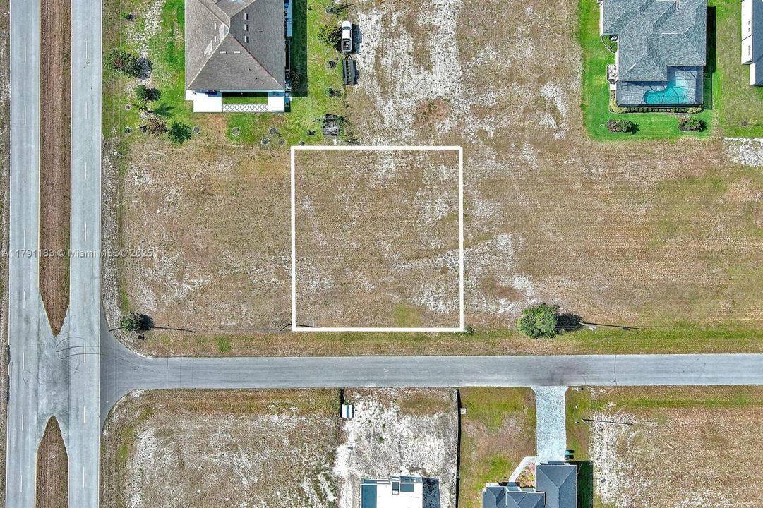 待售: $73,000 (0.34 acres)