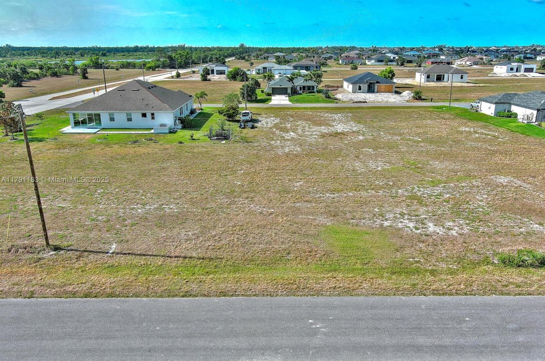 待售: $73,000 (0.34 acres)