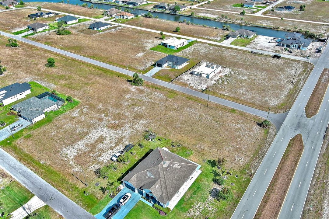 待售: $73,000 (0.34 acres)